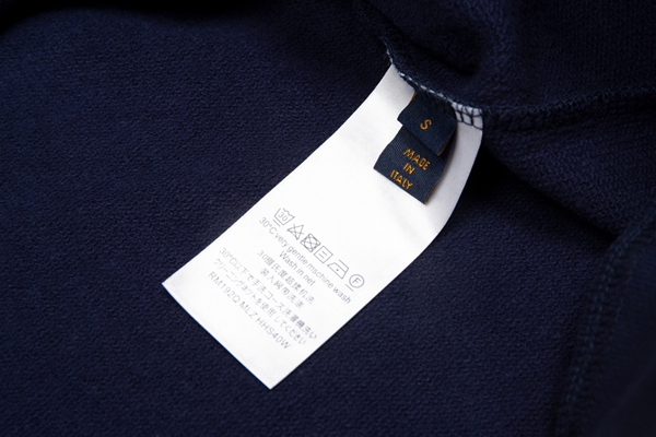 ブランドパーカー着用イメージ